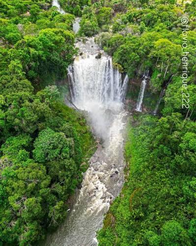 Imagem da galeria Cachoeira do Acaba vida 7